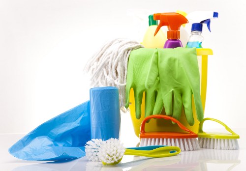 Bathroom sanitising as part of end of tenancy cleaning Barnet